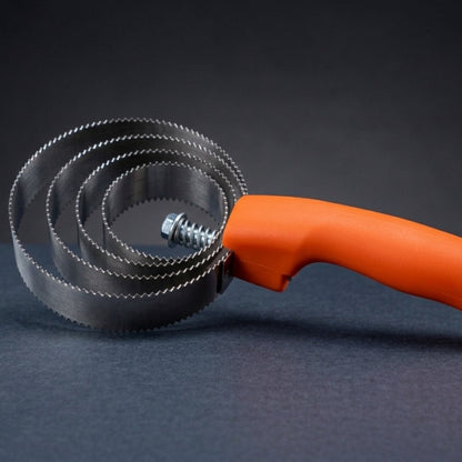 CAMEO Spring Metal Curry Comb