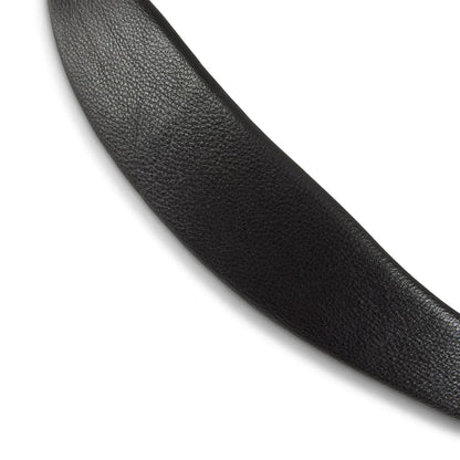 Detailed view of the premium pebbled grain black leather and soft padding on an EcoRider Ultra Comfort bridle component.
