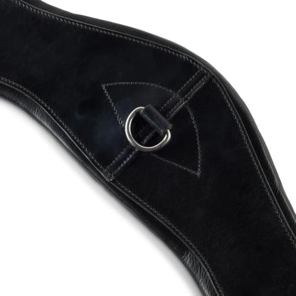 Close-up detail of the central sternum D-ring on the EcoRider Ultra Comfort anatomic black leather girth.